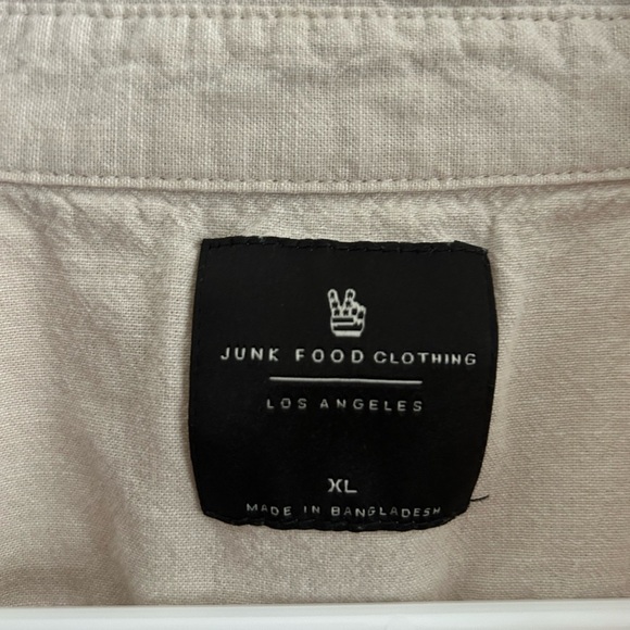 Junk Food Clothing Men's Light Tan Casual Button Down Shirt - Picture 2 of 7